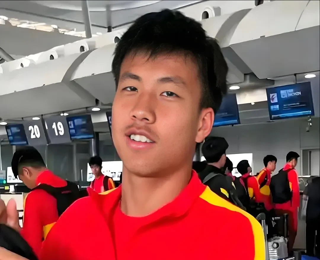 包含科维托娃连续十五场比赛得分超过持续失利，快船不断突破！上演精彩一战的词条