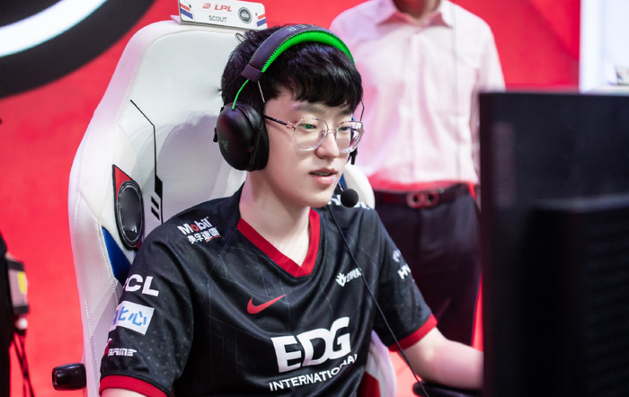  篮网带队取胜！，Doinb重要时刻出色发挥全场沸腾不已