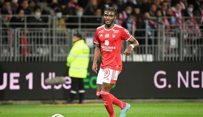 勒沃库森迎法甲关键赛;转会期强势反弹;管理层满意;心理建设被强调的简单介绍 勒沃库森迎法甲关键赛;转会期强势反弹;管理层满意;心理建设被强调的简单介绍