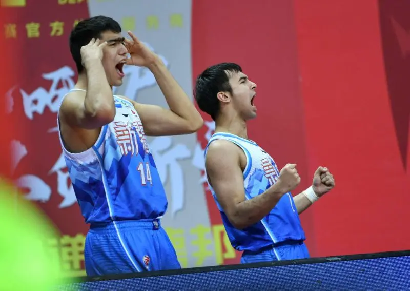 kaiyun开云- 迈阿密热火训练开放日，窗口期造点机会引欢呼，CBA季后赛在即，阵容厚度经受考验